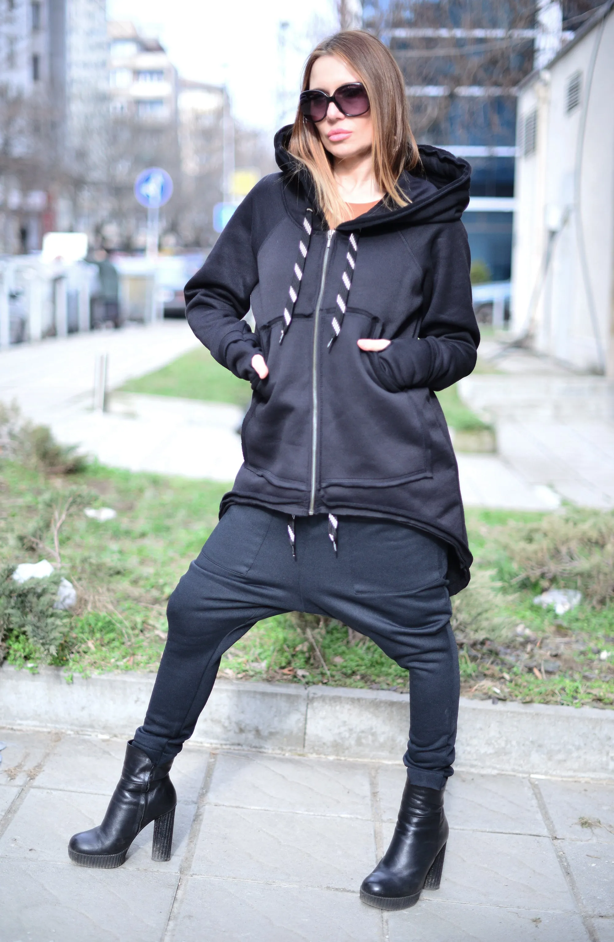 Hooded Zipper Sweatshirt MELL